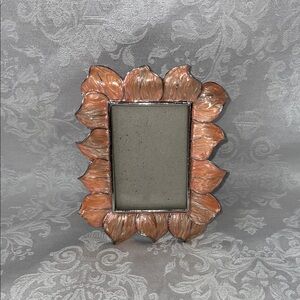 Vintage Copper Leaf Photo Frame.  5x4”